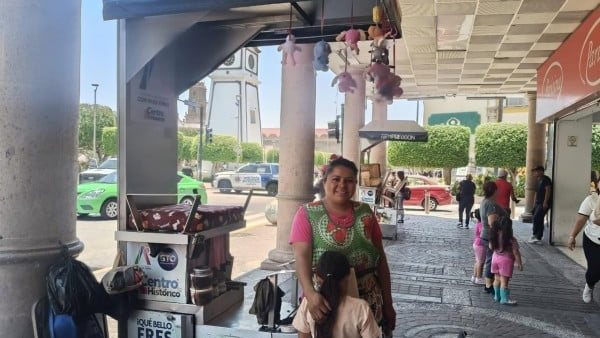 Karina Jiménez, madre trabajadora que sostiene a su familia en Irapuato
