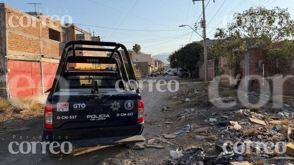 Asesinan a hombre en su casa en León por motociclistas armados